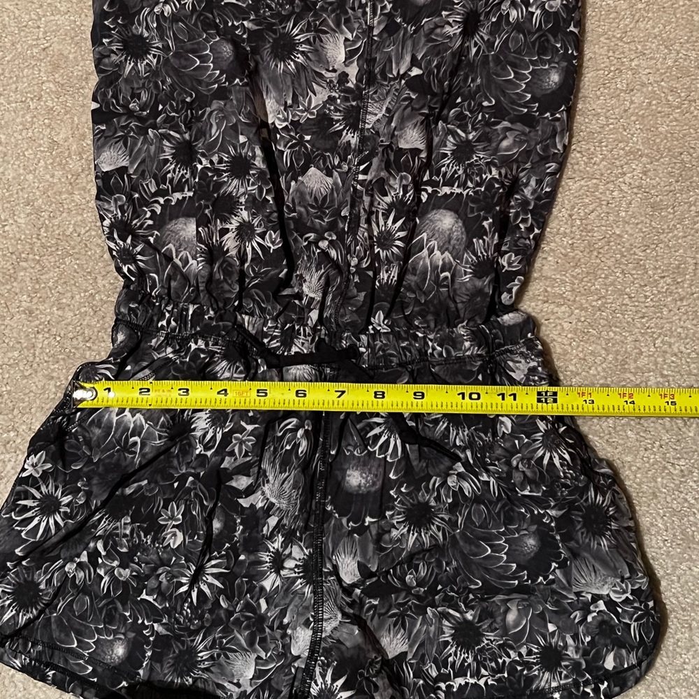 Lululemon Runsie Romper 4 - Picture 7 of 7